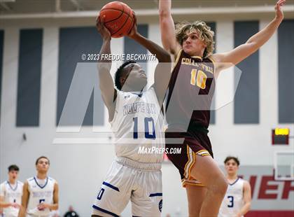 Thumbnail 1 in Collinsville vs Wolfe City (UIL 2A Bi-District Playoff) photogallery.
