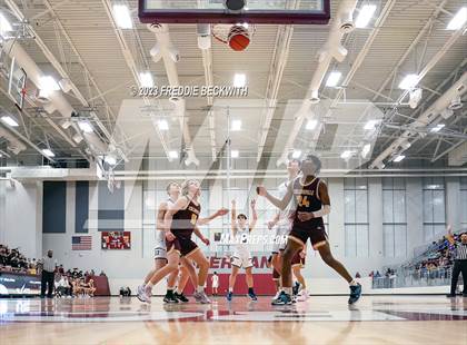Thumbnail 2 in Collinsville vs Wolfe City (UIL 2A Bi-District Playoff) photogallery.