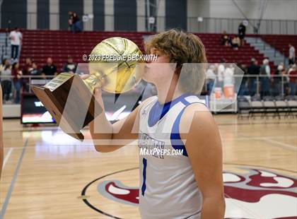 Thumbnail 3 in Collinsville vs Wolfe City (UIL 2A Bi-District Playoff) photogallery.