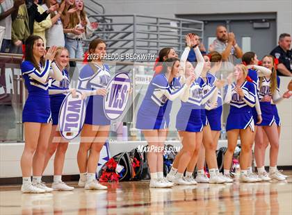 Thumbnail 3 in Collinsville vs Wolfe City (UIL 2A Bi-District Playoff) photogallery.