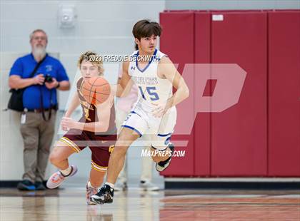 Thumbnail 1 in Collinsville vs Wolfe City (UIL 2A Bi-District Playoff) photogallery.