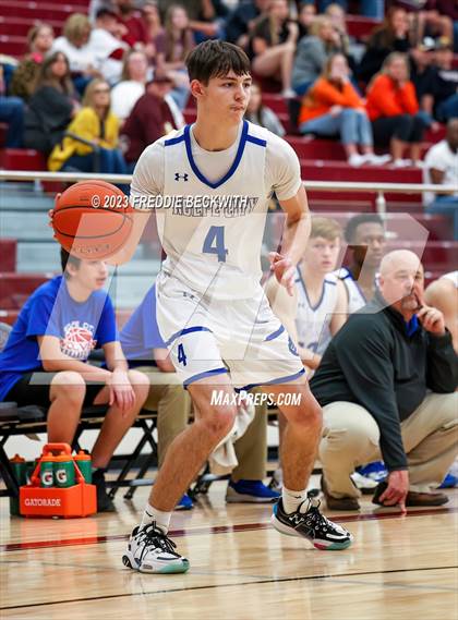 Thumbnail 3 in Collinsville vs Wolfe City (UIL 2A Bi-District Playoff) photogallery.