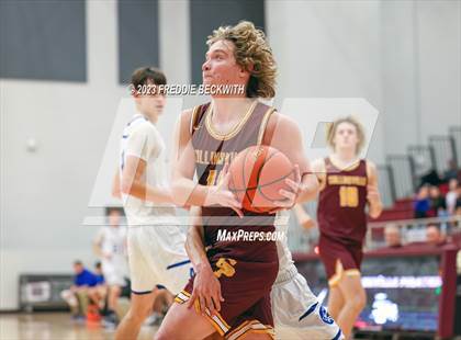 Thumbnail 2 in Collinsville vs Wolfe City (UIL 2A Bi-District Playoff) photogallery.