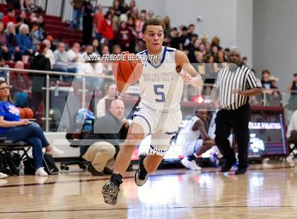 Thumbnail 3 in Collinsville vs Wolfe City (UIL 2A Bi-District Playoff) photogallery.