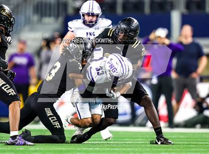 Thumbnail 2 in Port Neches-Groves vs. South Oak Cliff (UIL 5A D2 Final) photogallery.