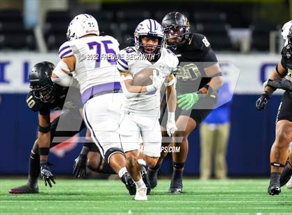 Thumbnail 1 in Port Neches-Groves vs. South Oak Cliff (UIL 5A D2 Final) photogallery.