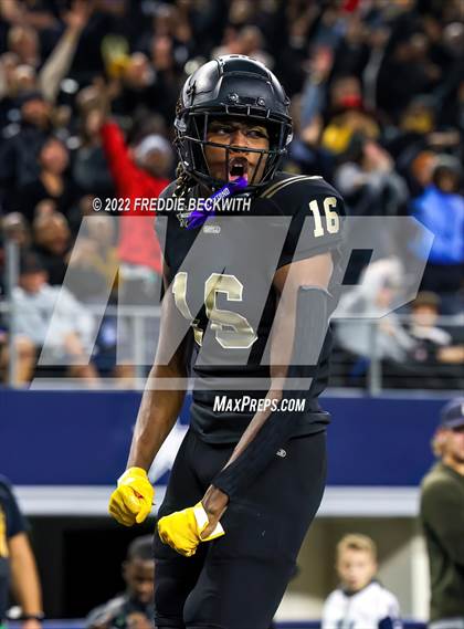 Thumbnail 1 in Port Neches-Groves vs. South Oak Cliff (UIL 5A D2 Final) photogallery.