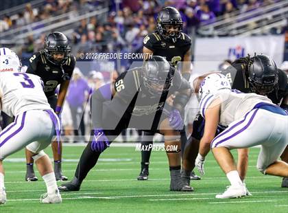Thumbnail 3 in Port Neches-Groves vs. South Oak Cliff (UIL 5A D2 Final) photogallery.