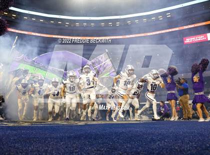 Thumbnail 2 in Port Neches-Groves vs. South Oak Cliff (UIL 5A D2 Final) photogallery.