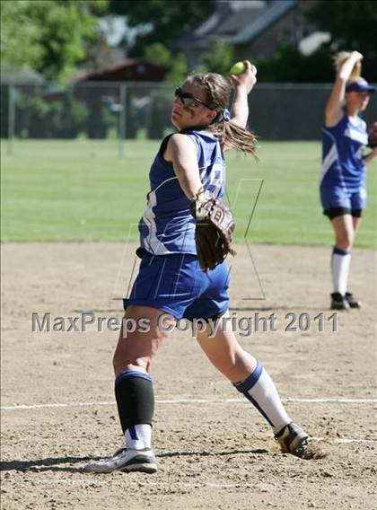 Thumbnail 3 in Old Saybrook vs. Stafford (CIAC Class S Quarterfinal) photogallery.