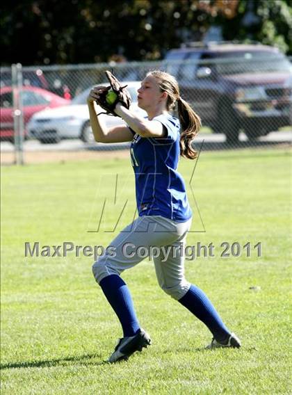 Thumbnail 1 in Old Saybrook vs. Stafford (CIAC Class S Quarterfinal) photogallery.