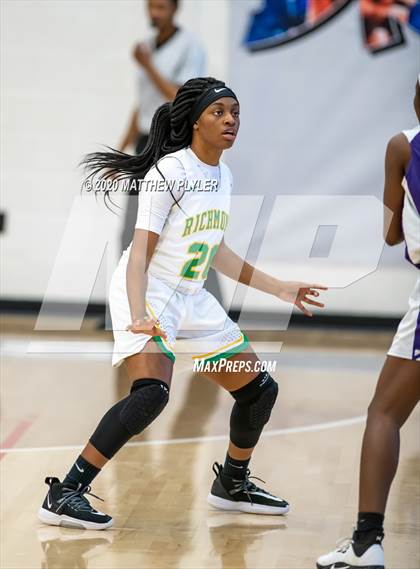 Thumbnail 3 in Village Christian Academy vs. Richmond (MLK Dream Jam at Terry Sanford) photogallery.