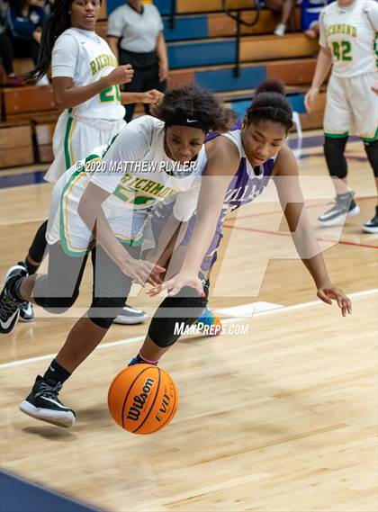 Thumbnail 2 in Village Christian Academy vs. Richmond (MLK Dream Jam at Terry Sanford) photogallery.
