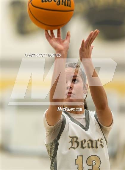 Thumbnail 1 in Oakland @ Mount Juliet photogallery.