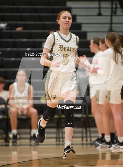 Thumbnail 2 in Oakland @ Mount Juliet photogallery.