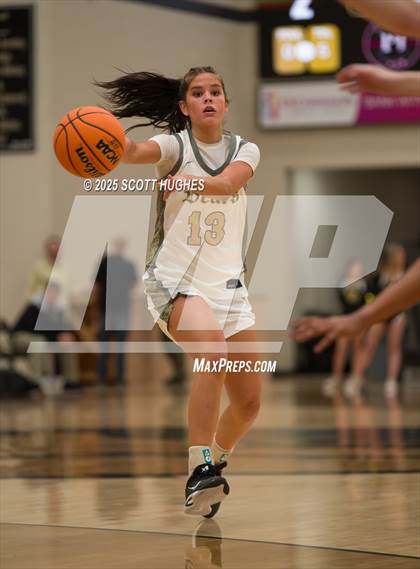 Thumbnail 1 in Oakland @ Mount Juliet photogallery.