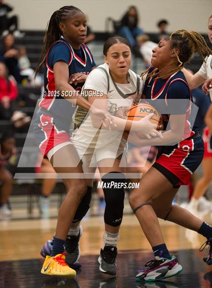 Thumbnail 1 in Oakland @ Mount Juliet photogallery.