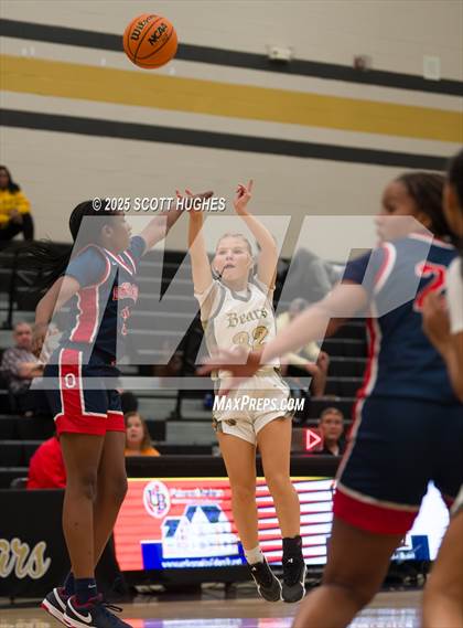 Thumbnail 3 in Oakland @ Mount Juliet photogallery.