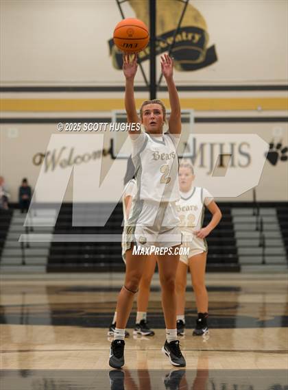 Thumbnail 3 in Oakland @ Mount Juliet photogallery.