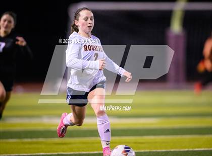 Thumbnail 2 in San Clemente vs Roosevelt (CIF-SS Division 1 Rd 1) photogallery.