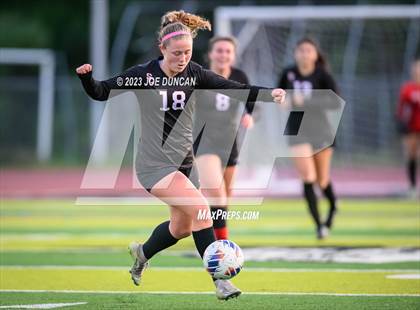 Thumbnail 2 in San Clemente vs Roosevelt (CIF-SS Division 1 Rd 1) photogallery.