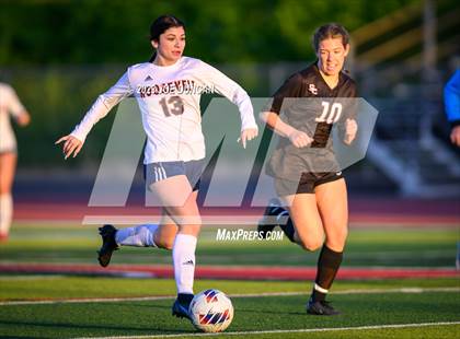 Thumbnail 1 in San Clemente vs Roosevelt (CIF-SS Division 1 Rd 1) photogallery.