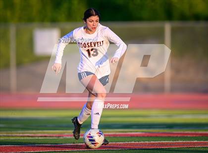 Thumbnail 1 in San Clemente vs Roosevelt (CIF-SS Division 1 Rd 1) photogallery.
