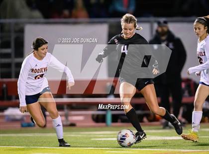 Thumbnail 3 in San Clemente vs Roosevelt (CIF-SS Division 1 Rd 1) photogallery.