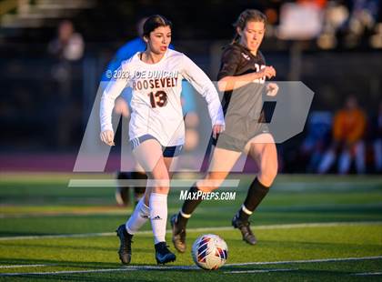 Thumbnail 3 in San Clemente vs Roosevelt (CIF-SS Division 1 Rd 1) photogallery.
