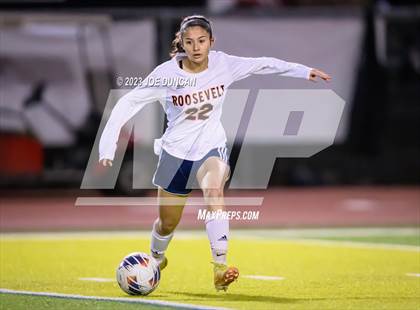Thumbnail 3 in San Clemente vs Roosevelt (CIF-SS Division 1 Rd 1) photogallery.