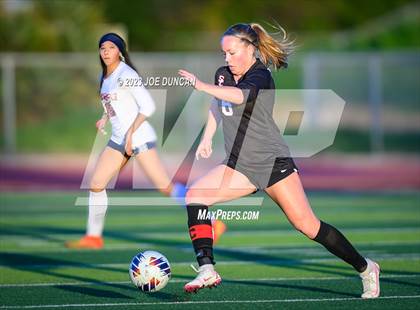 Thumbnail 3 in San Clemente vs Roosevelt (CIF-SS Division 1 Rd 1) photogallery.