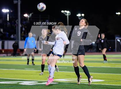 Thumbnail 3 in San Clemente vs Roosevelt (CIF-SS Division 1 Rd 1) photogallery.