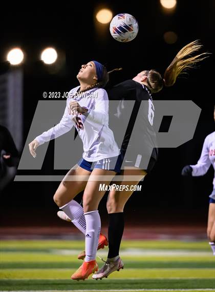 Thumbnail 3 in San Clemente vs Roosevelt (CIF-SS Division 1 Rd 1) photogallery.