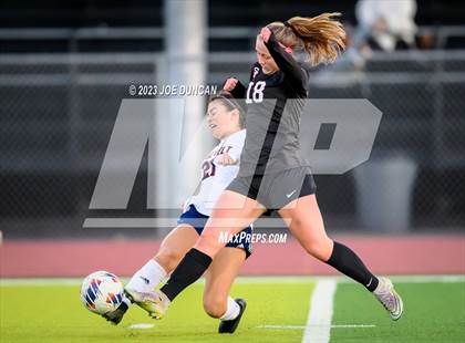 Thumbnail 3 in San Clemente vs Roosevelt (CIF-SS Division 1 Rd 1) photogallery.