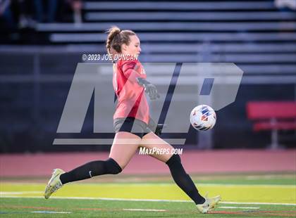 Thumbnail 2 in San Clemente vs Roosevelt (CIF-SS Division 1 Rd 1) photogallery.