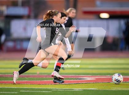 Thumbnail 3 in San Clemente vs Roosevelt (CIF-SS Division 1 Rd 1) photogallery.