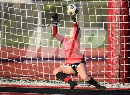 Thumbnail 1 in San Clemente vs Roosevelt (CIF-SS Division 1 Rd 1) photogallery.