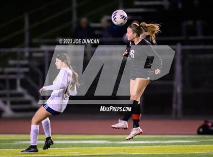 Thumbnail 2 in San Clemente vs Roosevelt (CIF-SS Division 1 Rd 1) photogallery.