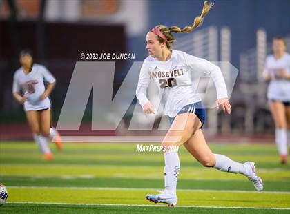 Thumbnail 3 in San Clemente vs Roosevelt (CIF-SS Division 1 Rd 1) photogallery.