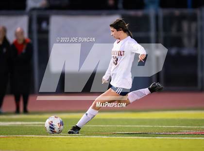 Thumbnail 3 in San Clemente vs Roosevelt (CIF-SS Division 1 Rd 1) photogallery.