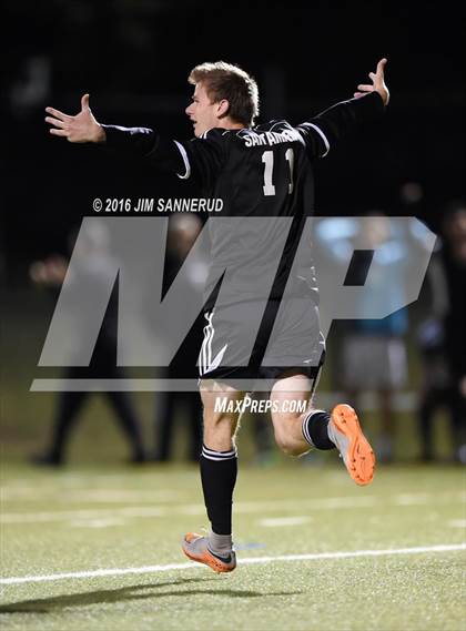Thumbnail 2 in Mamaroneck vs Warwick (1 vs 9 Tournament) photogallery.