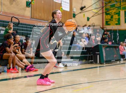 Thumbnail 1 in Antelope @ Kennedy photogallery.