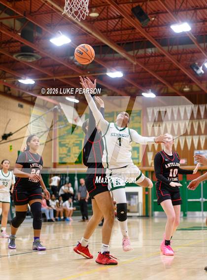 Thumbnail 1 in Antelope @ Kennedy photogallery.