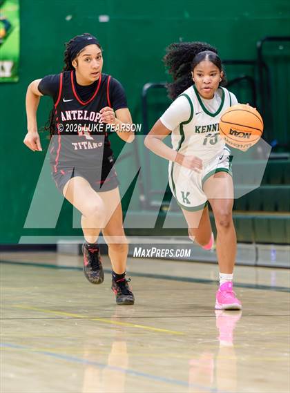 Thumbnail 3 in Antelope @ Kennedy photogallery.