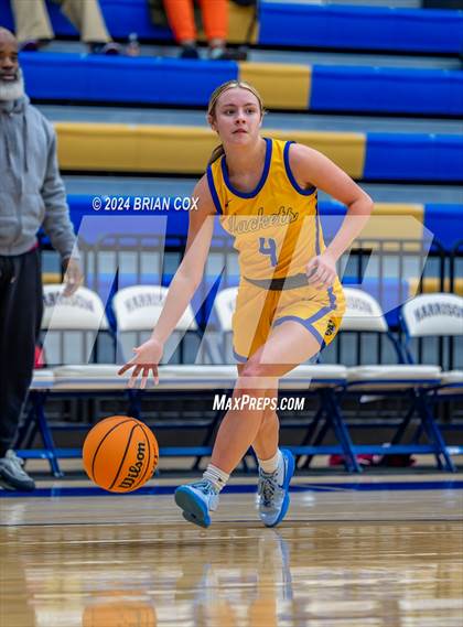 Thumbnail 1 in Sheridan vs Earle (Lendel Thomas Classic) photogallery.