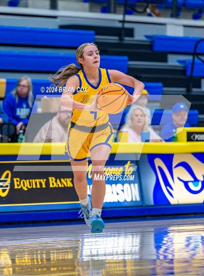 Thumbnail 3 in Sheridan vs Earle (Lendel Thomas Classic) photogallery.