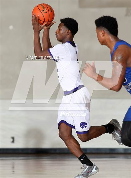Thumbnail 1 in Humble vs. North Crowley (McDonald's Texas Invitational) photogallery.