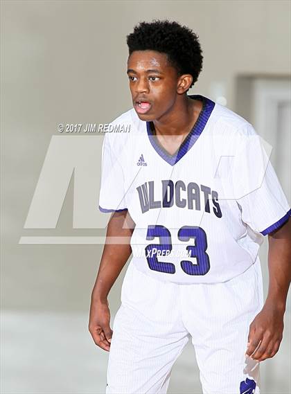 Thumbnail 3 in Humble vs. North Crowley (McDonald's Texas Invitational) photogallery.