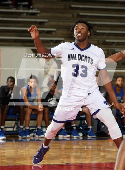 Thumbnail 1 in Humble vs. North Crowley (McDonald's Texas Invitational) photogallery.