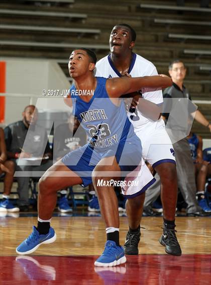 Thumbnail 3 in Humble vs. North Crowley (McDonald's Texas Invitational) photogallery.